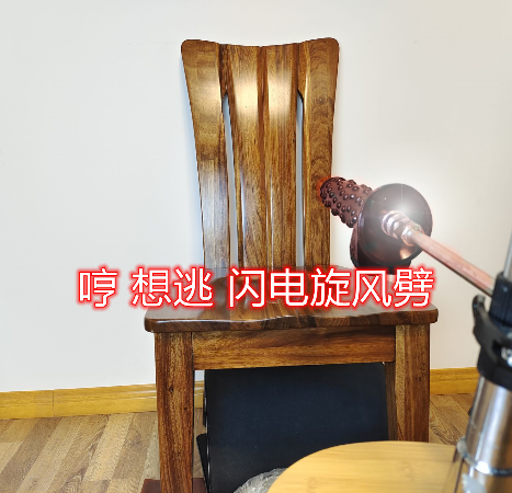 投喂和加QQ好友（有门槛）请私信我（可以详细回答你各种感兴趣的话题哦）。盗视频的越来越多，制作视频的时间越来越少，这样下去难以为继。现在投喂可以可以看到后半部分视频“阿福被炮机高速抽插到甩着鸡儿高潮最后射哭了”（草，这么土的么）当然你要白嫖也可以的，一个月后还是会放出视频的(ಥ_ಥ)。 https://t.co/SXpSq0zwfQ