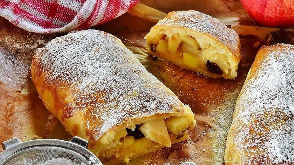 GretelKrauser's tweet photo. Time for my morning strudel! ๐ฅฐ๐ฅฎ
#valid #TransEthnic #food https://t.co/AWqjD4rhSY