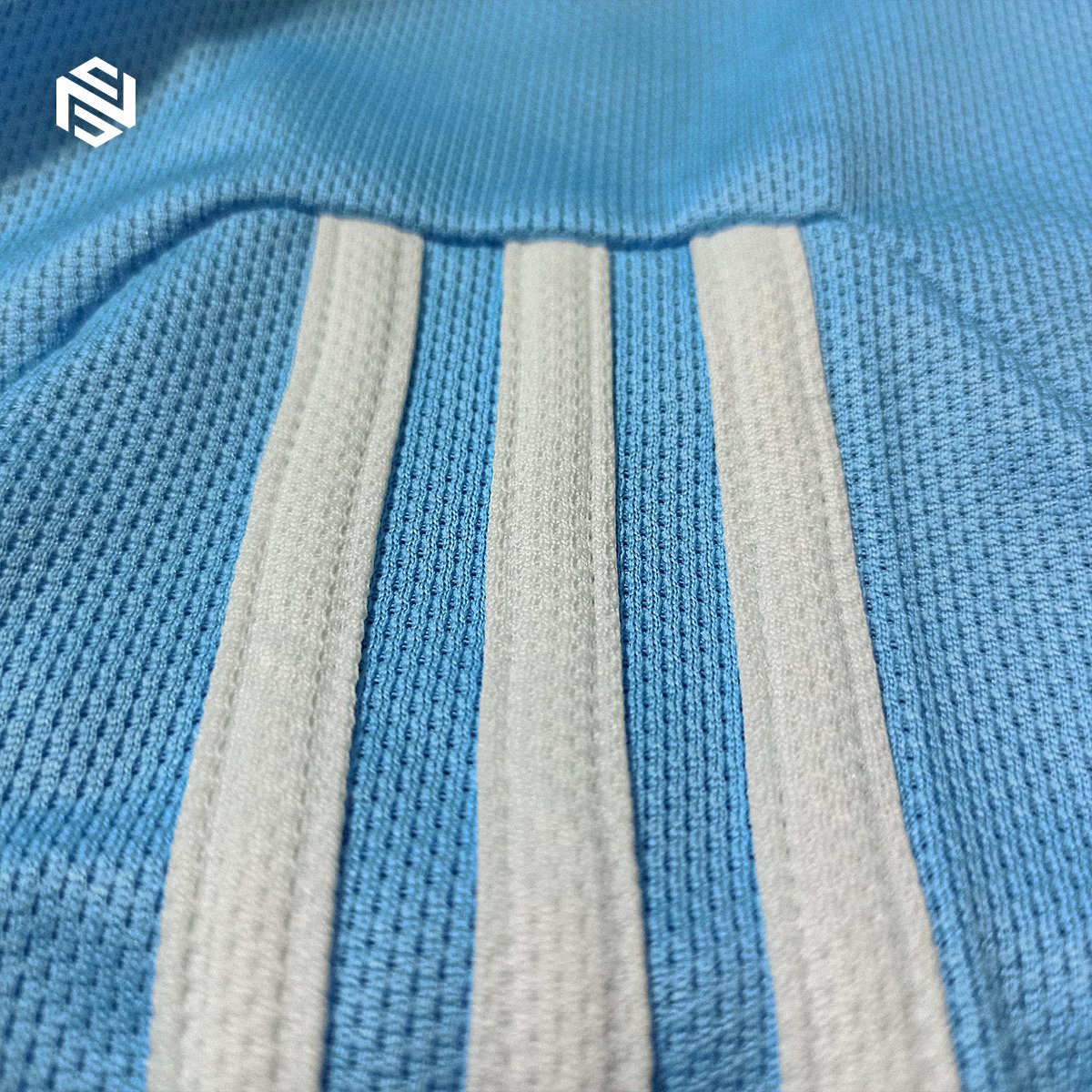 ARGENTINA 2015-2016 HOME ADIDAS

Daha fazla fotoğraf görmek için;
To view more photos;
instagram.com/p/CbSBa0CqNWa/

#fscbyns #AFA #ARGENTINA #jersey #footballshirtcollector #jerseycollection #vintagefootballshirts #shirtcollection #footballshirtcollection #footballshirt