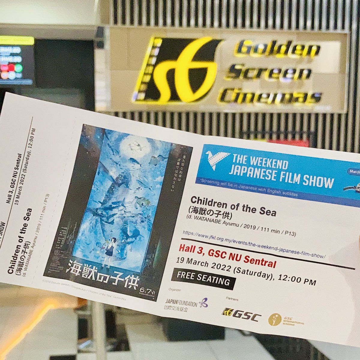 thepangbeachart's tweet image. Today&apos;s adventure - watching a sea-themed film in the city 🌊🎬😍