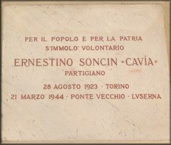 ANPIRomaPosti's tweet photo. #ErnestoSoncin "Cavia", impiegato alla #STIPEL di #Torino, militò nel Battaglione "Pisacane" della 4a Brigata Garibaldi, dislocato in #ValLuserna, presso #Pinerolo.Cadde in uno scontro contro i nazifascisti il #21marzo 1944 a #LusernaSan Giovanni (#Torino).Aveva 21 anni. https://t.co/9HkLJcLYFS