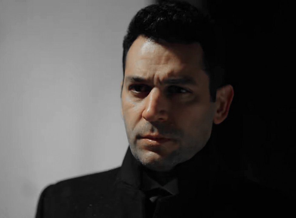yo_ka_aa's tweet photo. #AzKen 🖤🖤🖤🖤✨✨
#Aziz https://t.co/STbfT9q18M