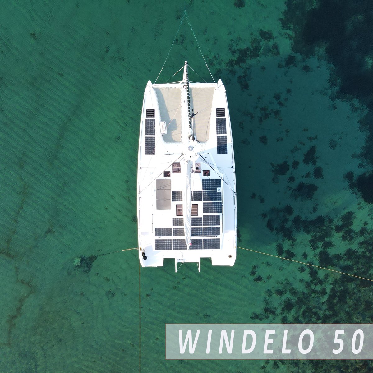windelocat's tweet image. Few days before the launching, the #SolarPanels on the roof of #WINDELO54 are in place! 
The #Windelo 54 can host a range of solar panels from 600 to 5053W. You can completely recharge your battery bank in 12 hours and 40 minutes using only #solarpower!
👉 windelo-catamaran.com/en/ecology/