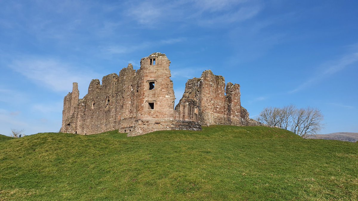 emilysscotland's tweet photo. Wee weekender south of the border. and a visit to Brough Castle 🏰
@EnglishHeritage #castlehunting https://t.co/UhHHKBzNlr