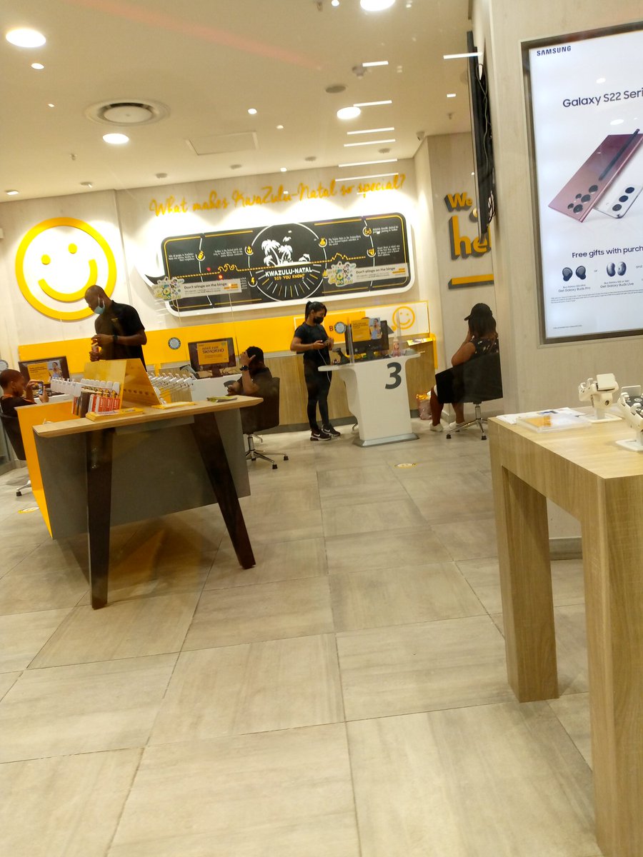 yangichaza's tweet photo. @Mtnsa I must say I am very disappointed in your service. The workers are literally sitting and fonh nothing, taking selfies whilst customers are waiting outside in a really long line. Worse the customer service is terrible! https://t.co/GVqm1RxfZ7