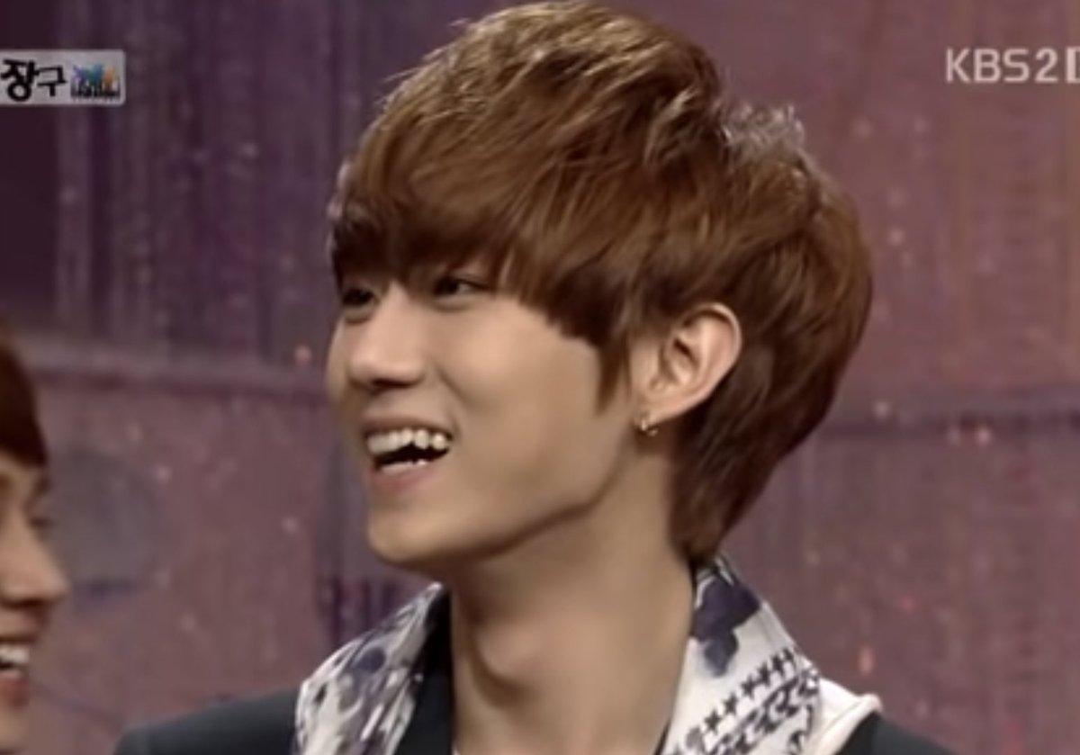 old hyunseung pics tweet media