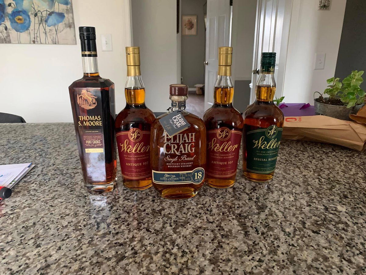 BourbonRetail's tweet photo. Weller and few bottles if you need any hit me up https://t.co/7wk0eqhdAy