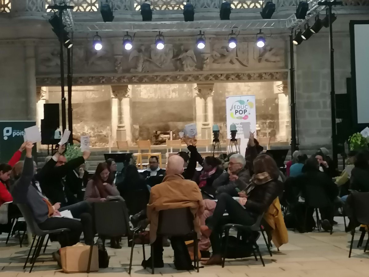 sep_unsa's tweet photo. #RencontresEducPop vote en AG pour les 5 propositions #EducationPopulaire à discuter cet après midi avec les candidats à la présidentielle ! https://t.co/SvGdxmG7Vh