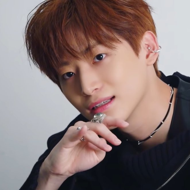 kjmfolder's tweet photo. my goth bf https://t.co/AnImn3IItI
