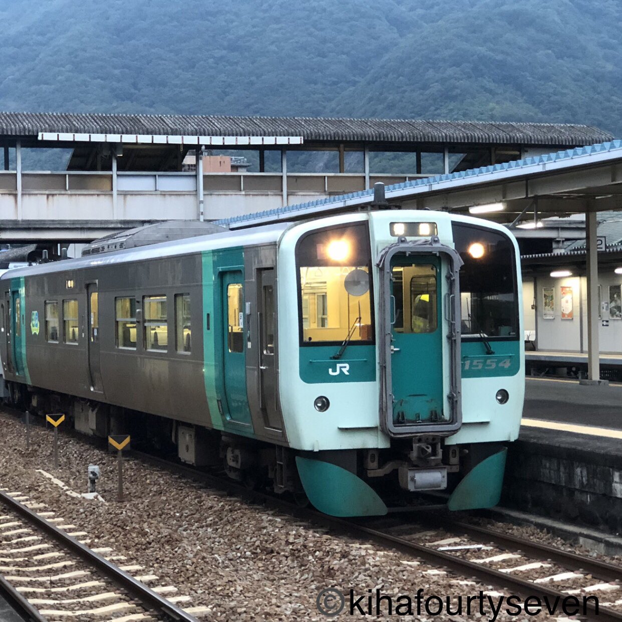 すだちくんオフィシャル 公式 徳島あるあるですだち あるある すだちくん 徳島 汽車 マンガ 漫画 ゆるキャラ T Co Adrgx9gqu1 Twitter