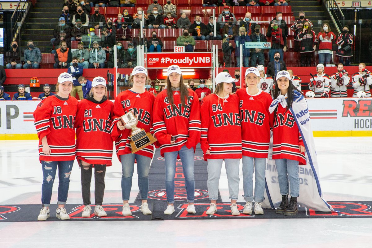 UNBAthletics's tweet photo. Proud and happy to have been able to celebrate @UNBWHockey and their @AUS_SUA title ahead of Friday's @UNBMHockey game.

The women head to Charlottetown next week for the 2022 @USPORTS_Hockey Championship.
#goredsgo https://t.co/aYtHoQ6ufa