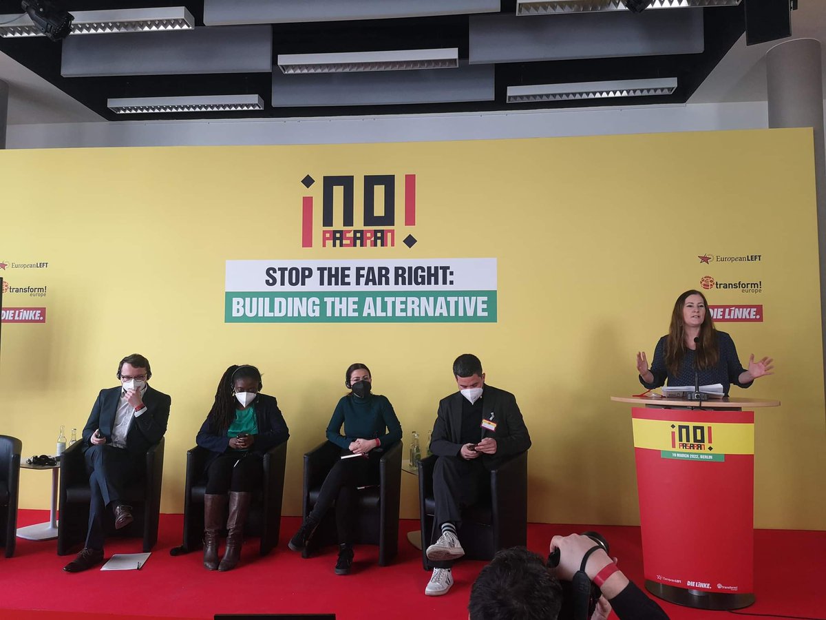 W Berlinie rozpoczyna się konferencja antyfaszystowska No Pasaran!
Współprzew. <a href="/dieLinke/">Die Linke</a> <a href="/Janine_Wissler/">Janine Wissler</a> w pierwszych słowach wyraziła solidarnosc z Ukraincami i przypomniała o uchodzcach, których zostawiono bez pomocy na polsko-bialoruskiej granicy.