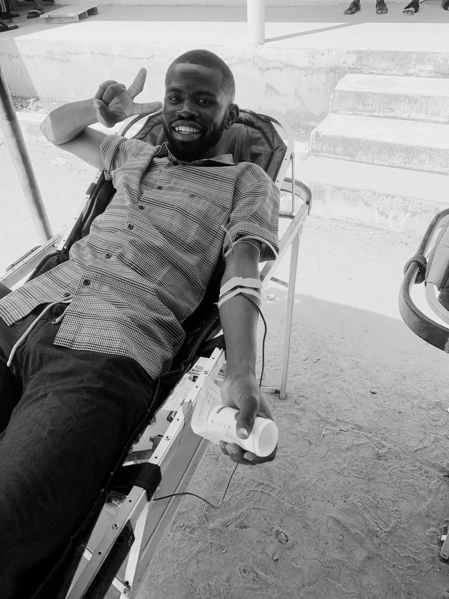 Princejtk1's tweet photo. A donation of blood means a few minutes to you, but a lifetime for somebody else. More than happy to contribute my quota today
#bloodforall
@BHUMSA_ https://t.co/XYt6xClSw6