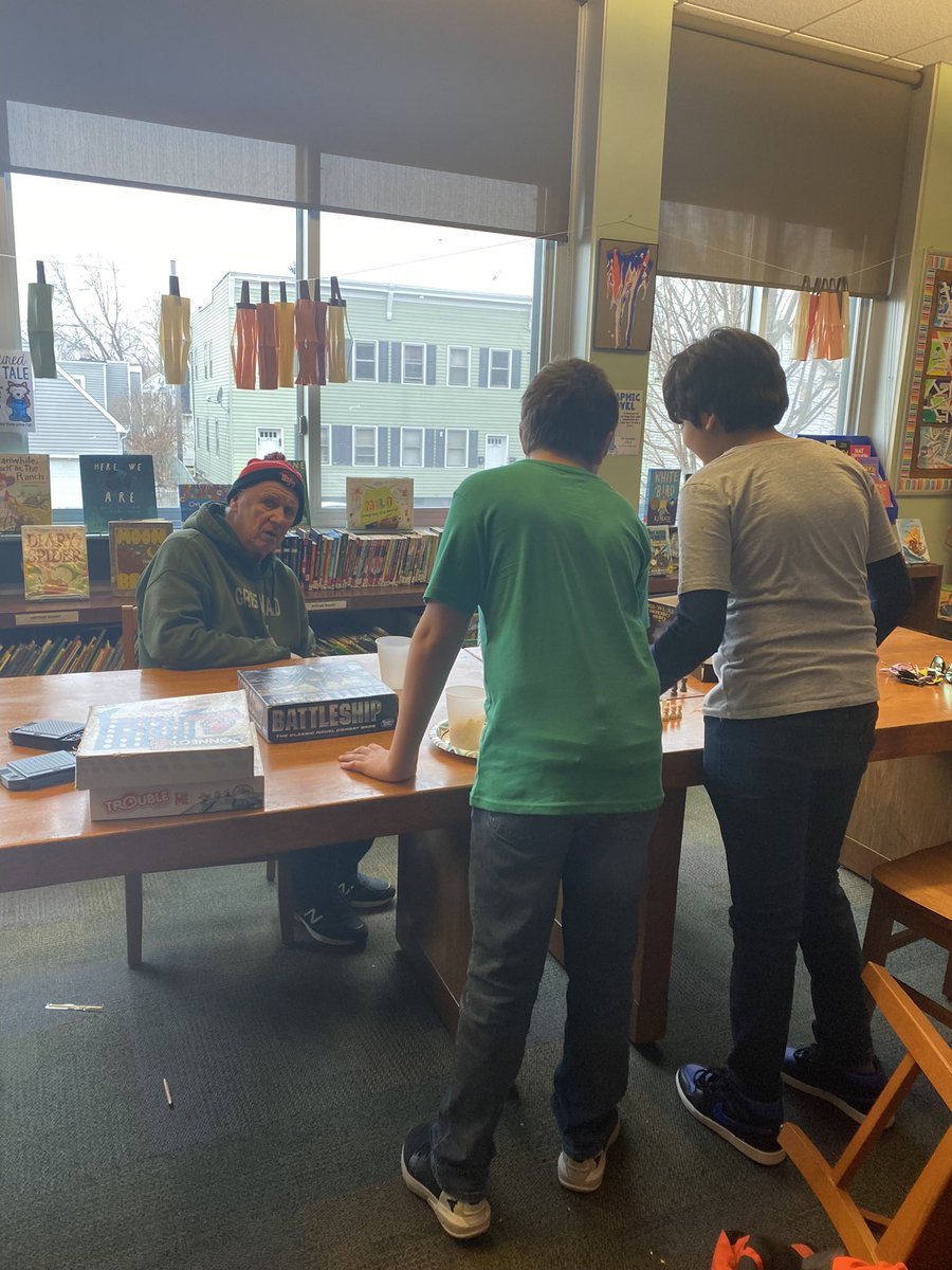 TaraCanniff's tweet photo. On March 17th the Middle School Club met after school. 6th,7th, and 8th graders enjoyed playing twister, jenga, uno and spending time with their friends! @GreenIslandUFSD @Kmbrly_Ross @HeatlyPrincipal @tiffanydzembo @DKalbfliesh #heatlyontherise https://t.co/AbdFnp12GN