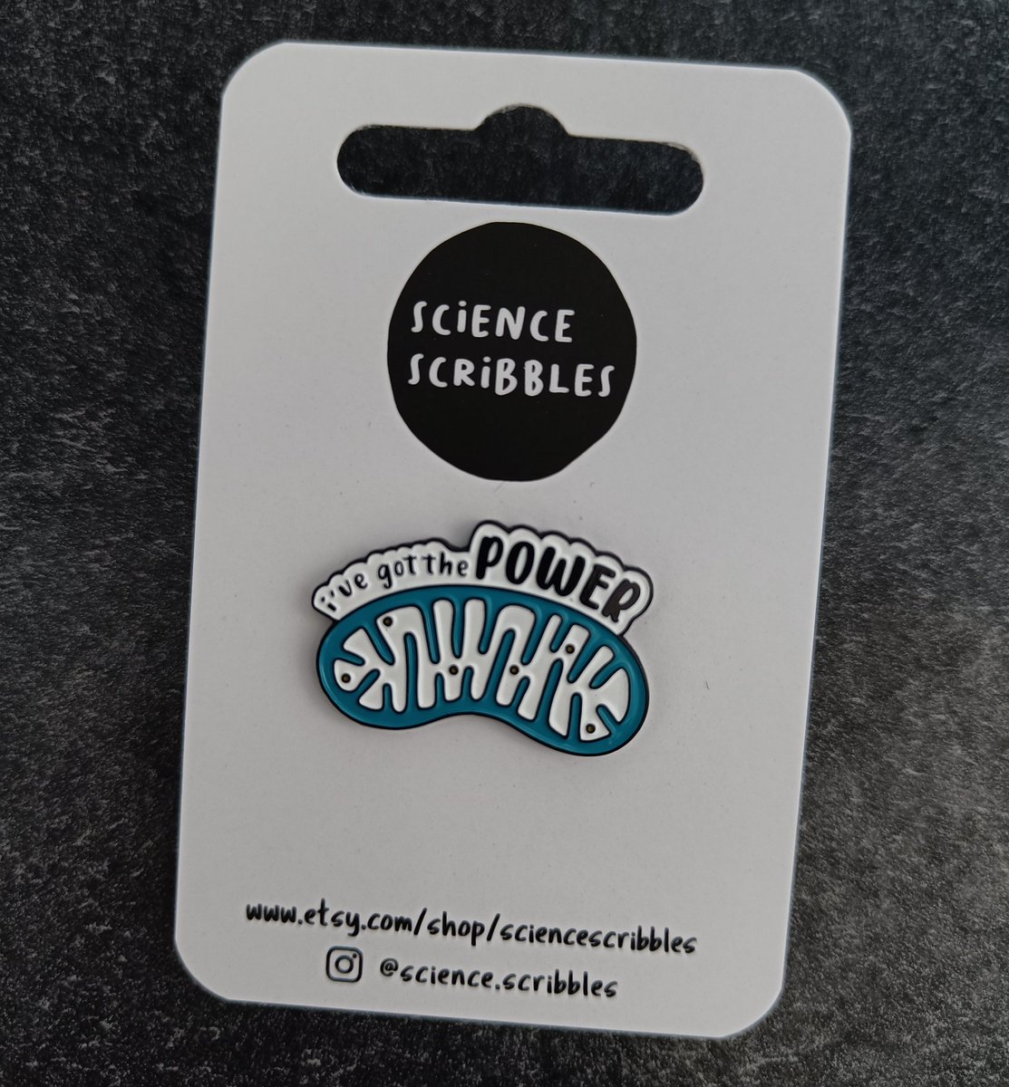 jclandoni's tweet photo. The absolute perfect gift pin, even has #mtDNA #nucleoids!
#Mitochondria #ScienceScribbles #OverlordOfTheCell https://t.co/lQVcGUa98e