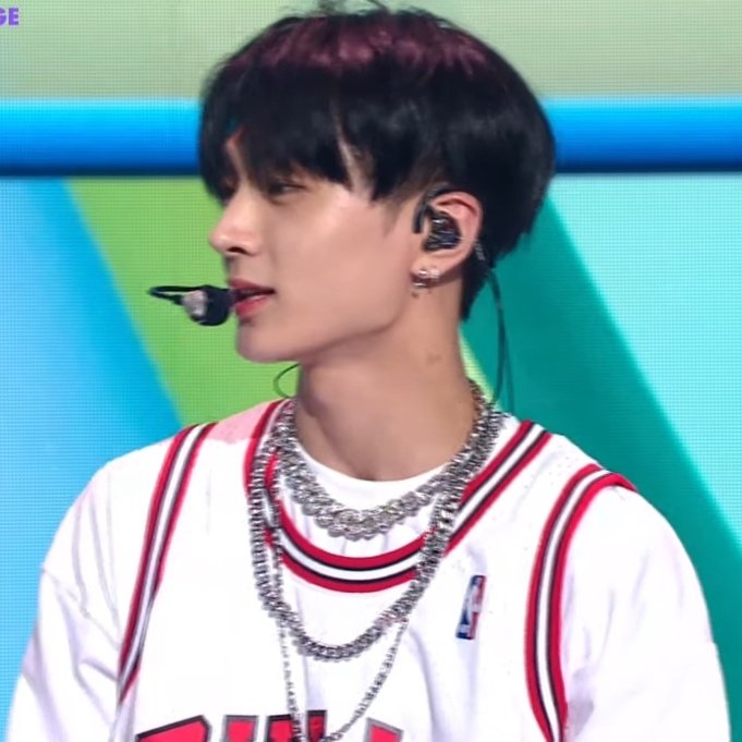 . (@02eboys) on Twitter photo 