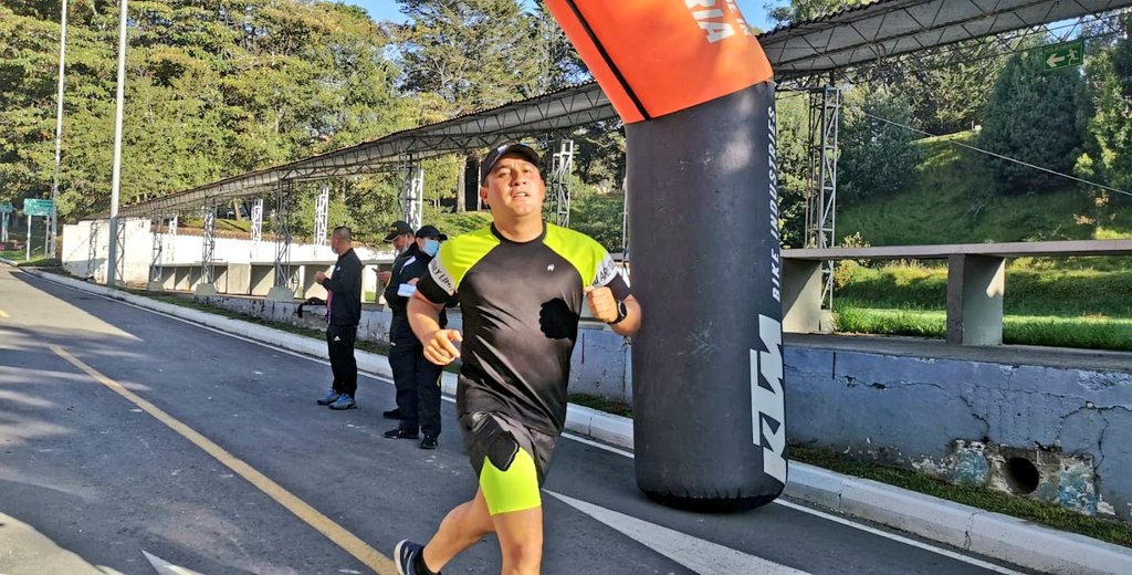 PosgradosPonal's tweet photo. ¡Es HOY, es HOY! 🥳 Dimos inicio oficialmente a nuestra carrera RunningESPOL, espacio para fortalecer nuestro cuerpo y mente. Estamos muy emocionados!🏃♂️🏃♀️
#RunningESPOL #ElDeporteEspasión https://t.co/OrR5hBpHmC