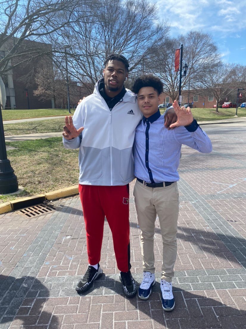 this the stuff that keep me sane having my young brothers come to me and ask for a picture or advice means a lot 💯