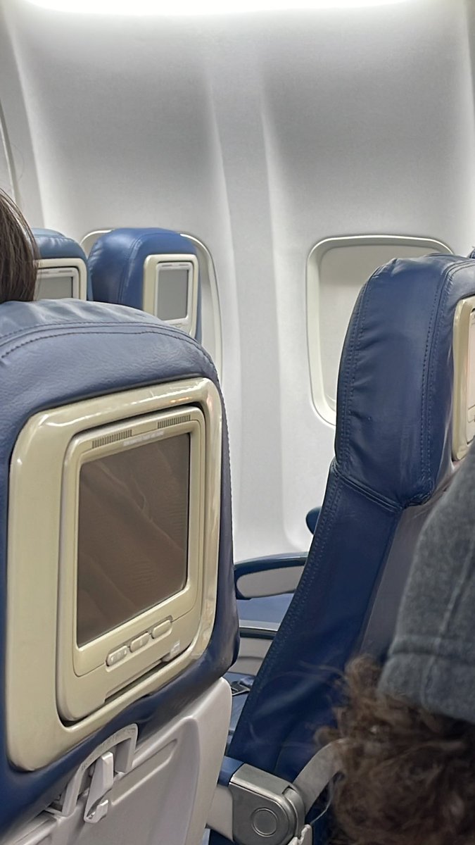 pmellen's tweet photo. @Delta Flight is 10m delayed (so far) with 10-20 empty seats because of slow baggage drop. Many people waited over an hour just to tag and drop their bags. Outrageously frustrating and it could have been easily fixed by better managing the bag check process. Total mess. https://t.co/Pet3HQIbed