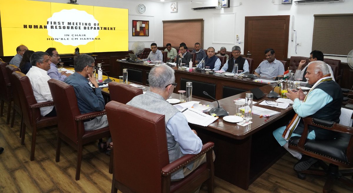 cmohry's tweet photo. Chief Minister Shri @mlkhattar chairing the first meeting of the newly formed Human Resource Department at Chandigarh today. https://t.co/yffHGZZkQu