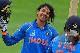 baroodjatti4's tweet photo. Congrats Fifty by the captain #MithaliRaj. She's continuing her great form, good innings with YastikaBhatia.
#CWC22 #CWCelebrates #INDvAUS https://t.co/VExiu9RNQP