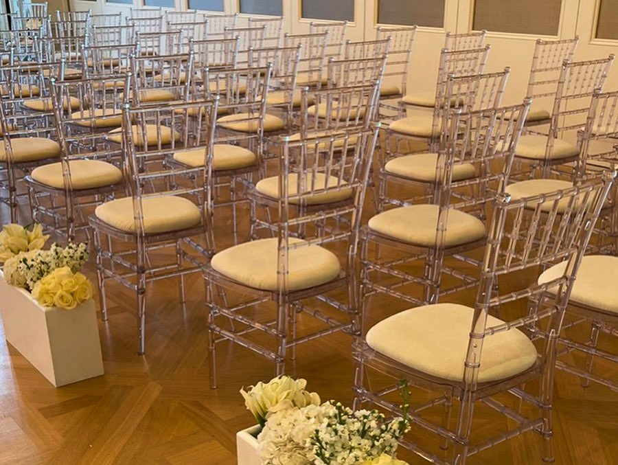 WestcoastweddIr's tweet photo. Behind the scenes ✨
Getting ready for another fabulous wedding at the Adare manor today.
#gettingready #ceremonysetup #weddingday #adaremanor #finaldetails #luxurywedding #destinationwedding
Planner: @DreamIrishWedd
Location: @TheAdareManor
Flowers: @TheFrenchTouch1 https://t.co/vn6ELaK4Iz