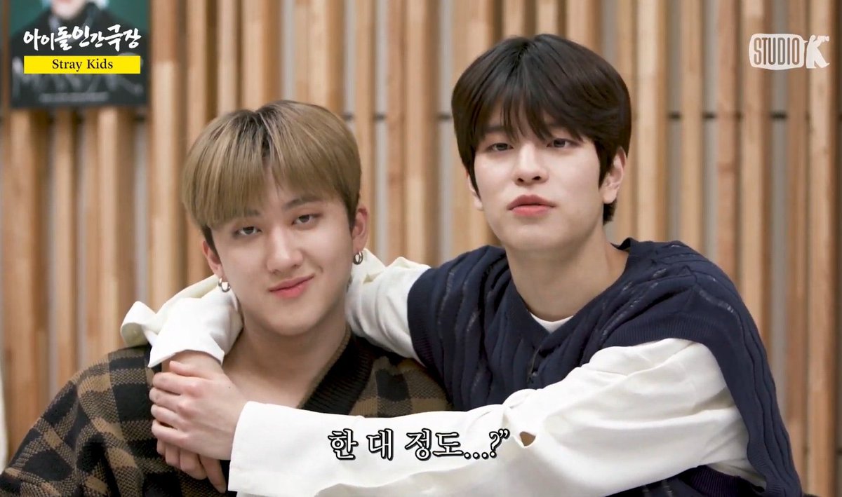 staycompasss's tweet photo. Changbin’s definitely thinking “you wish this was you huh” 😂 https://t.co/izVsniiMnv