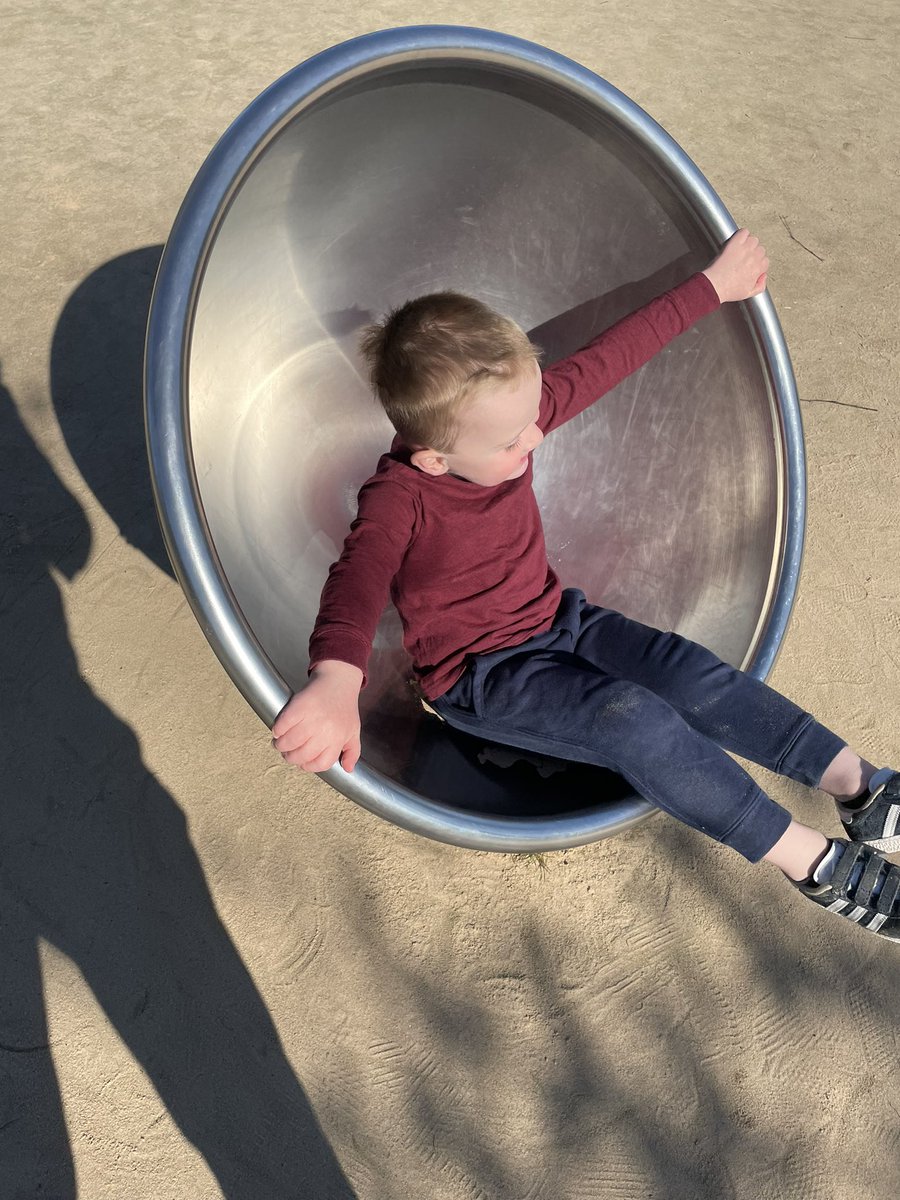 BelcherCompton's tweet photo. Saturday Morning at the park and a bit off Football #LadsLads
Henry in the background #Dizzy 🤦♂️🙄 https://t.co/UB8EAY4A68
