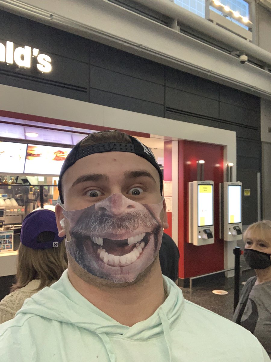 aperelshtein5th's tweet photo. Heading to Cabo Baby! #Springbreak22 #ohareairport #hardrockloscabos https://t.co/2Hd7JuPQpt
