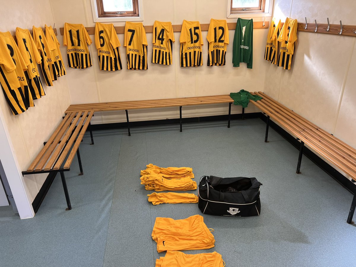 Cumnor House School (Boys) Sport (@chsfixtures) on Twitter photo Well done to both <a href="/HackSchfootball/">Hackney District</a> and <a href="/FootballCroydon/">Croydon Schools Football Association</a> for a super competitive u12 London Schools Football Match this morning. Thank you <a href="/WeAreCumnor/">Cumnor House School</a> for hosting the fixture. Croydon remain unbeaten in the league cup this season. Thank you to both sets of parents & supporters! Well done to both <a href="/HackSchfootball/">Hackney District</a> and <a href="/FootballCroydon/">Croydon Schools Football Association</a> for a super competitive u12 London Schools Football Match this morning. Thank you <a href="/WeAreCumnor/">Cumnor House School</a> for hosting the fixture. Croydon remain unbeaten in the league cup this season. Thank you to both sets of parents & supporters!
