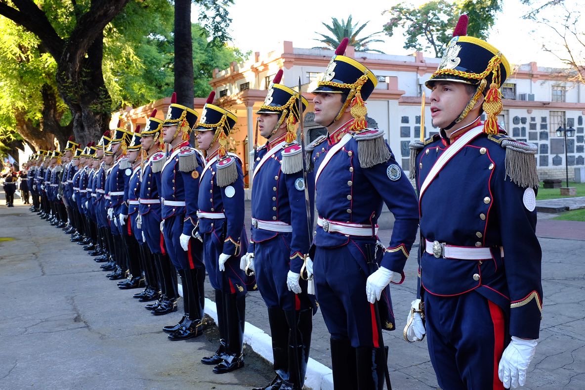 ¡Buen sábado para todos y un excelente comienzo de fin de semana!  🇦🇷 🐴#BuenSabado #FelizSabado   #HerederosDelLibertador #SomosHistoriaViva #Granaderos