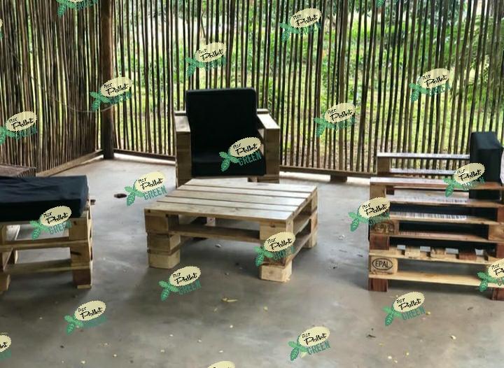 RonPALLET66's tweet image. Muebles en Pallets Reciclados 
Artesanos del #CRS4 o #CPL4 EL RODEO de Portoviejo los ofrece fabricarlos con DONACIONES de maderas y materiales 

Haga sus DONACIONES de Pallets Troncos Materiales para Reciclarlas 

RonPallet &amp;amp; ElGroot
WhatsApp  Telegram o Signal 0978958243
🙏👍