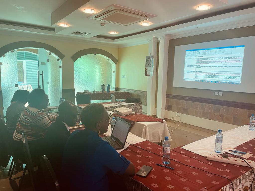 CheveningAlumniKE tweet media