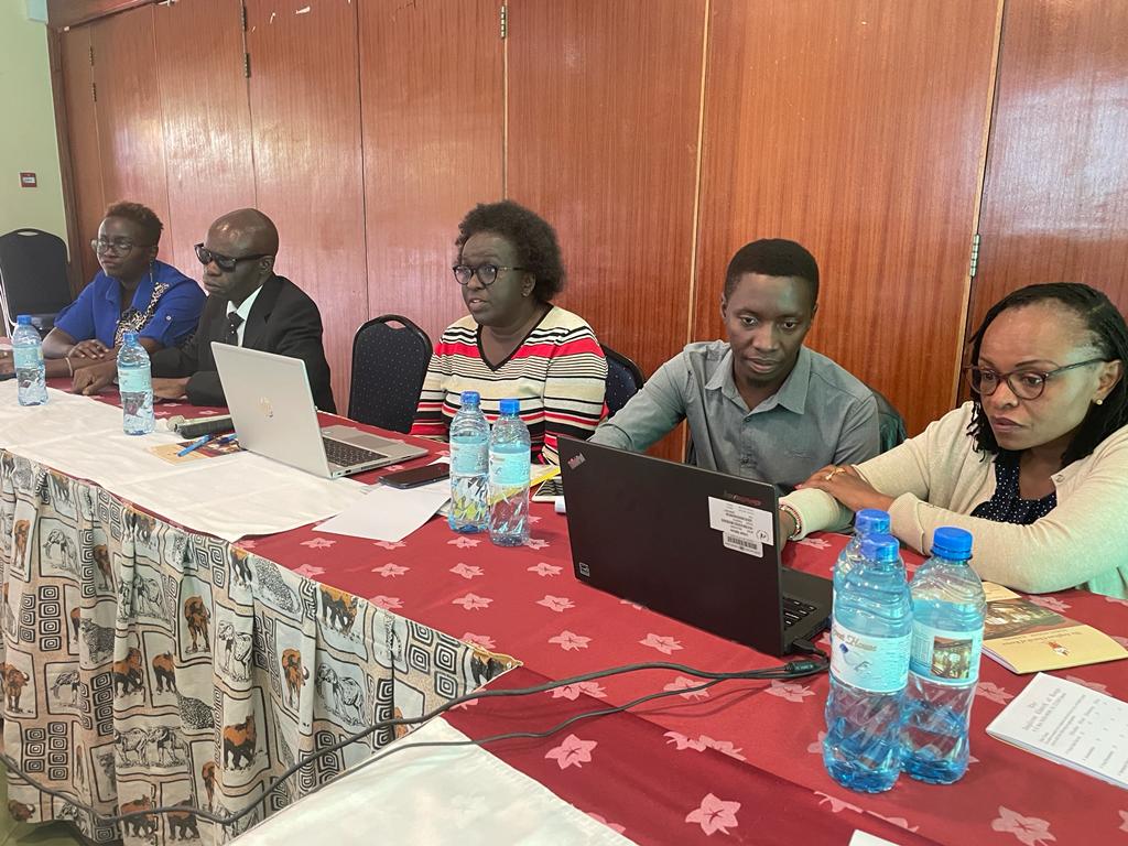 CheveningAlumniKE tweet media