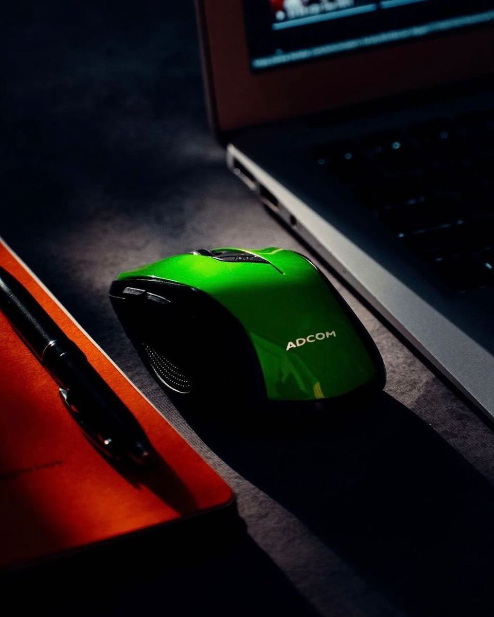 Adcom_India's tweet photo. Wireless and worry less ✔️
🖱️: Adcom 6D slim wireless mouse
Checkout here: https://t.co/cxJrugqBe7
#adcomindia #workwithadcom #adcommouse https://t.co/wEY4uCNkFK