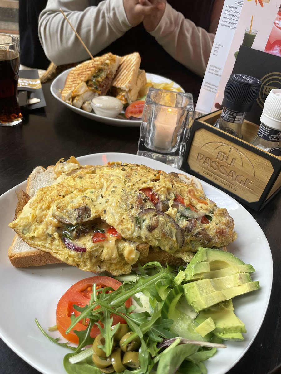 goingoutgunning's tweet image. Tweetthoughts🧠: Had a nice lunch date with my cousin! Gonna take a day off from NFT’s. Make sure you take some time off to enjoy life also #tweetthoughts 

Share yours!