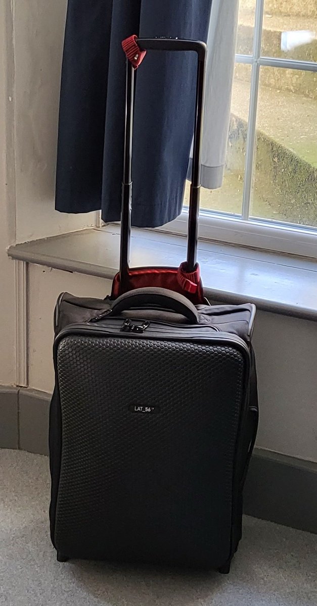 @lat56 when I'm not being a brewery or BBQ ho it's luggage! Travel recently has given me an excuse to break the road warrior case, red eye suit carrier and laptop bags out. Now I just need an excuse to buy some more of the range! #luggage #roadwarrior #lat56 #latsontour