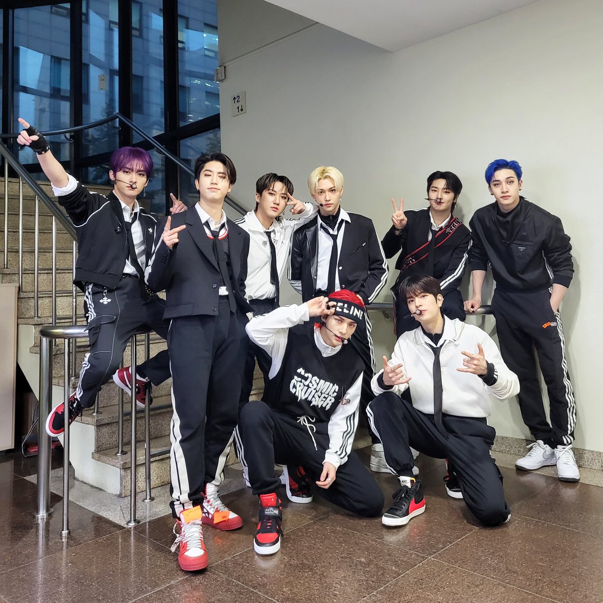 LENDAS! “MANIAC”, do Stray Kids, debutou em #25 no Spotify Global (1.944M), conquistando sua maior estreia e maior pico no chart.

Todas as faixas do novo mini álbum do grupo “ODDINARY” estão no Top 200 do Spotify Global.