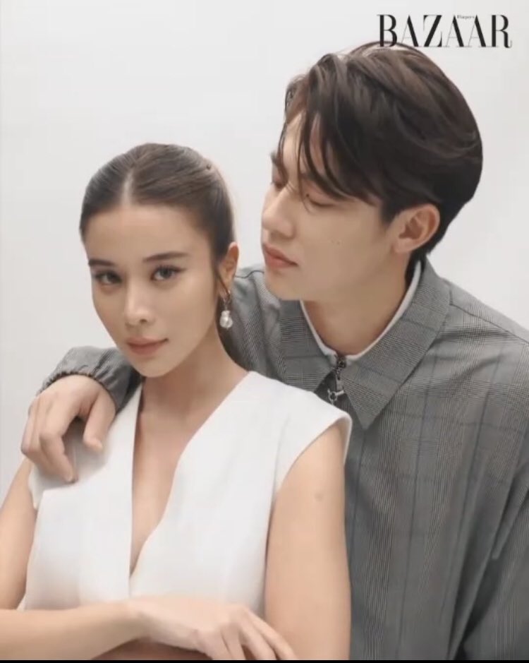 UnaMona16's tweet photo. พี่อาทิตย์กับน้องแป้ง แบบไม่ตัดแปะแบ้วววว 😂😂😂 

#givenchyss22
#หมากปริญ
#เก้าสุภัสสรา https://t.co/z8Z0Ca0wJW