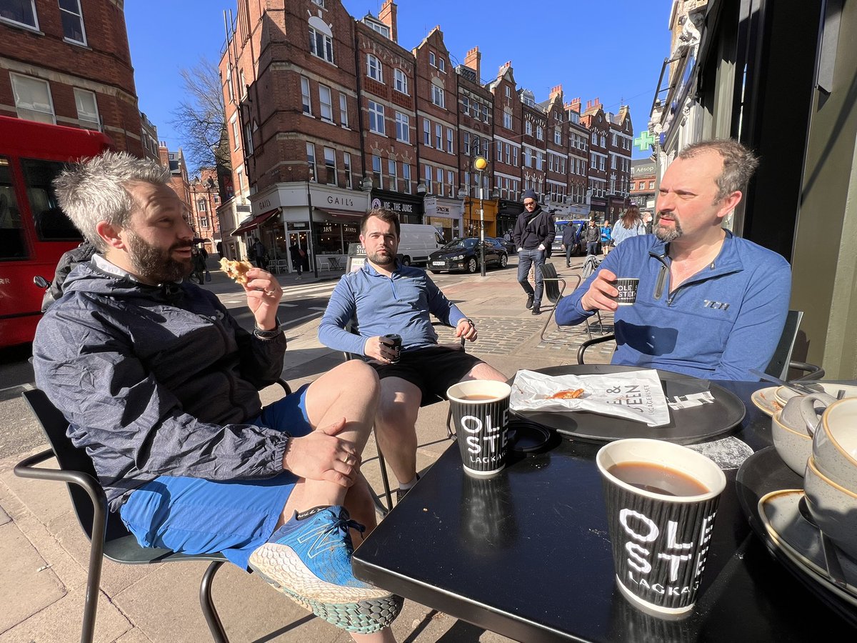 AlistarMcLaurin's tweet photo. @ruNW6 we celebrated spring this morning with a lovely run to Kenwood followed by posh coffee in NW3, for a change. https://t.co/gbdJJ9ozfF