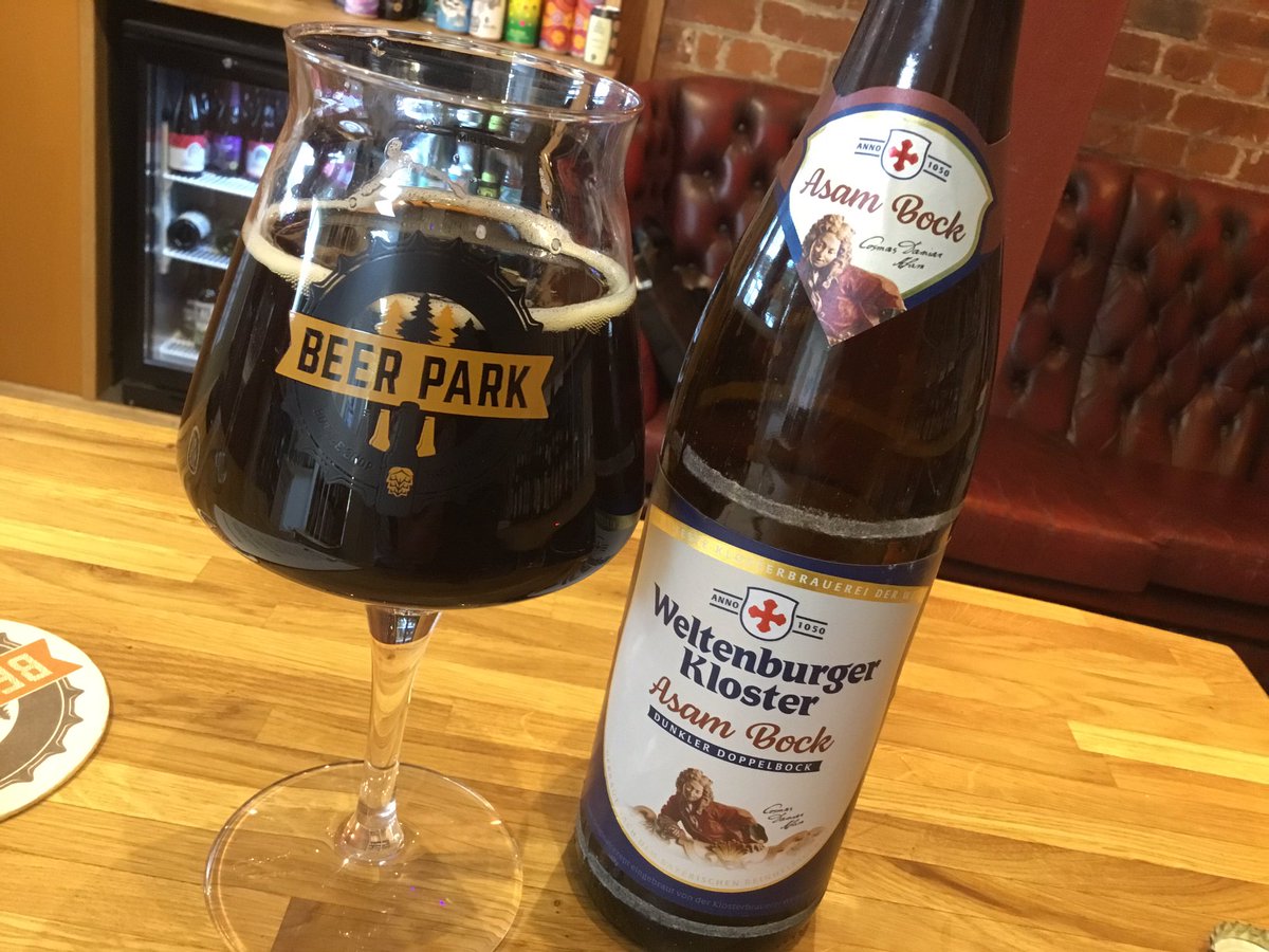 A lovely toasty Doppelbock Dunkel from Weltenburger in a quiet moment before the rugby starts. Still seats to watch the Welsh game if you fancy it.