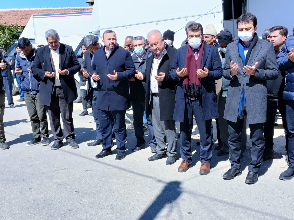 Hüseyin Samani başkanımızın merhume kayınvalidesi için Aksu Yurtpınar’da okutulan mevlüde katıldık… <a href="/HuseyinSamani/">Hüseyin Samani</a>