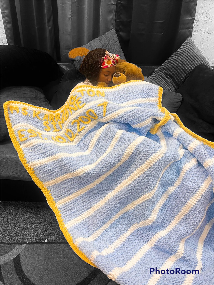 crocheteffect's tweet photo. Cuddle up with a custom throw from @thecrocheteffectllc… any color any size… embroidery available… order yours today! #BeGREAT #NeverNotWorking #blankets #customthrows #yarnspirations #yarnaddict #cozyvibes #yarnlovers #anxietyblanket #crochetblanket #blackownedbusiness https://t.co/fRPmkEHhgN