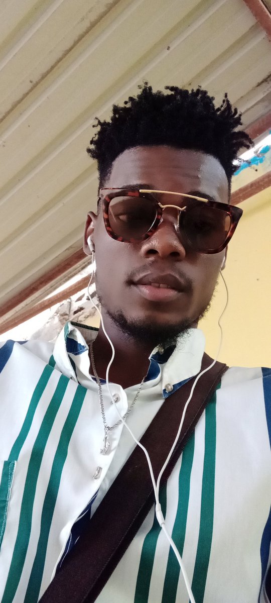 DaDavidesign's tweet photo. Boa tarde família🇦🇴🇲🇿🇸🇹🇨🇻🇬🇼🇵🇹🇧🇷
# #empreendedorismo #ideiadenegocio #negocio #dinheiro #empresario
Luanda Angola https://t.co/I1oR1IOp3f