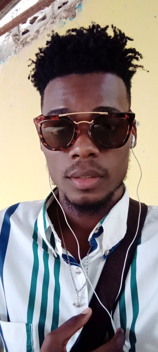 DaDavidesign's tweet photo. Boa tarde família🇦🇴🇲🇿🇸🇹🇨🇻🇬🇼🇵🇹🇧🇷
# #empreendedorismo #ideiadenegocio #negocio #dinheiro #empresario
Luanda Angola https://t.co/I1oR1IOp3f