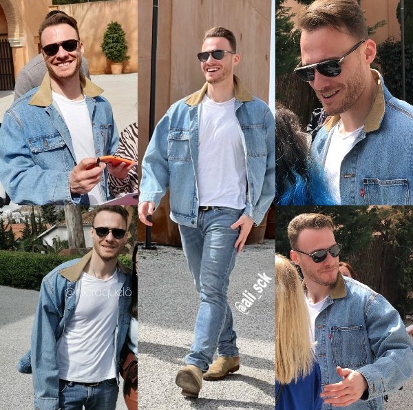 Tagrred10's tweet photo. 💙💙 #KeremBürsin
#KeremMalagaFest https://t.co/uTGpR0cfrK