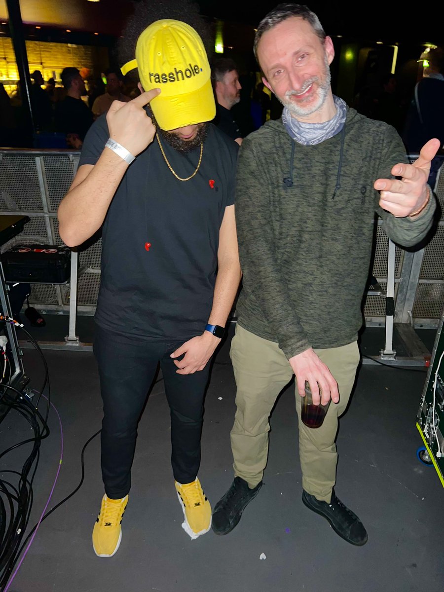 MixedByGrant's tweet photo. Love my job. https://t.co/VPIODEovh1