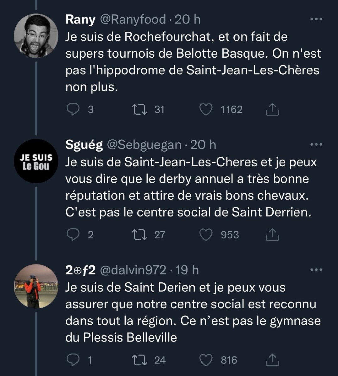 TopDesTwittos's tweet image. Pendant ce temps sur Twitter