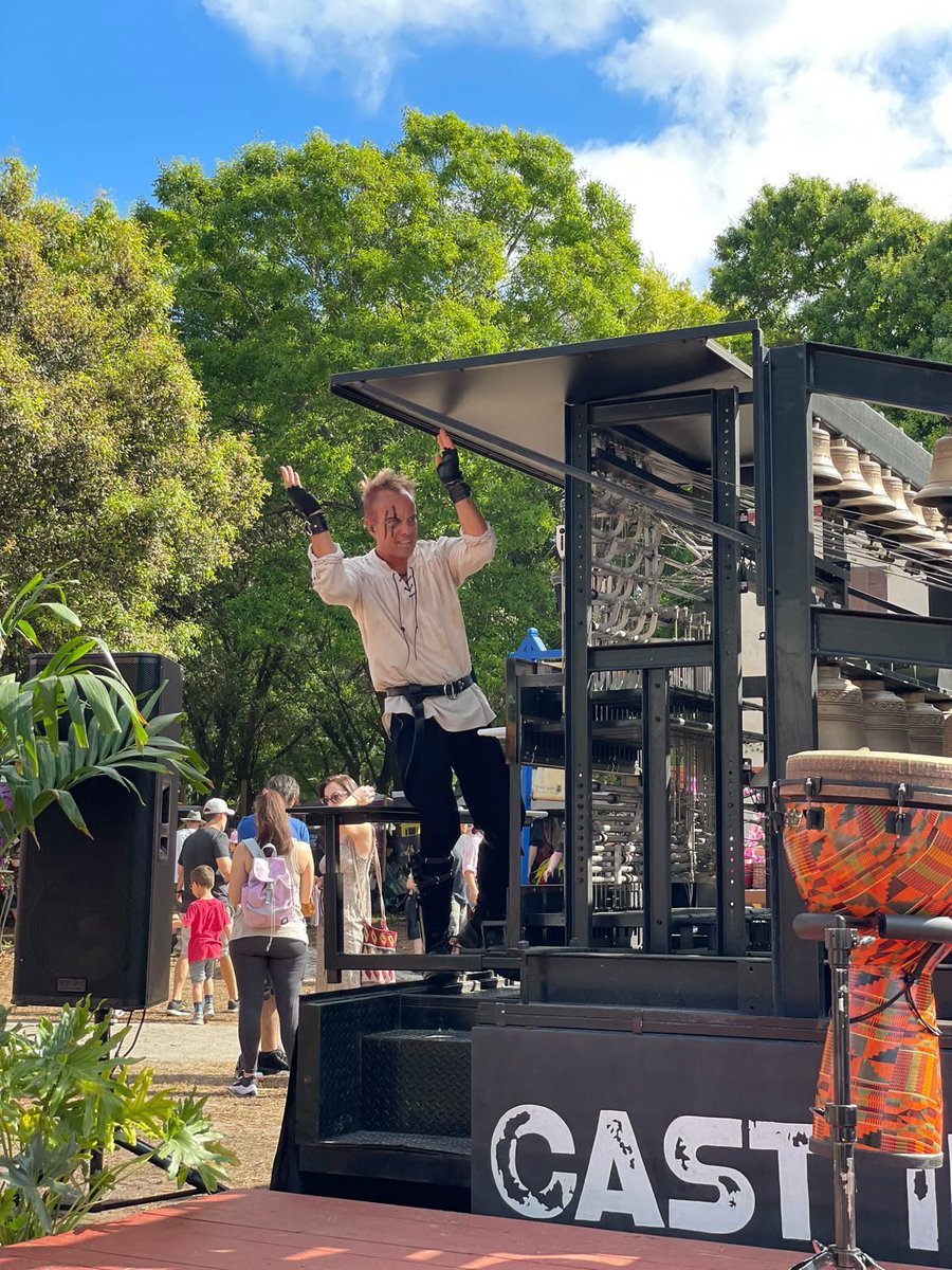 Come one, come all, it’s the final Saturday at the The Florida Renaissance Festival 🤘

Will I see you there? 😄

Showtimes: 10am, 12.30pm, 5.30pm, 6.30pm 🎶
Special guest appearance at the 6.30pm show!!
Front Gate Stage 📍
Special chiming on the hour 🔔

📸 Lisa Dawn Bernstein