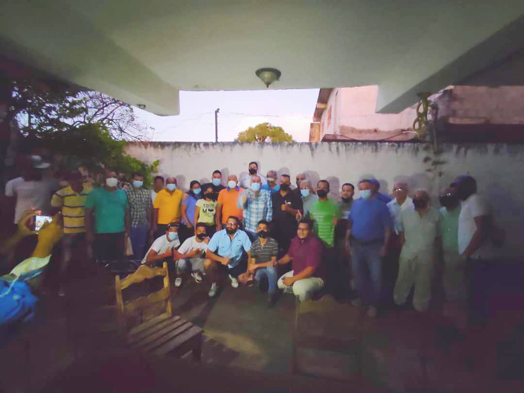 lichotutu2's tweet photo. En la consolidación de las bases Organizativas de @ADemocratica en MARCANO CEM AD seguimos #ADelante sin dobles ni ataduras @prospericarlos @hramosallup pasos firmes por Venezuela https://t.co/RPxTBI5dMD